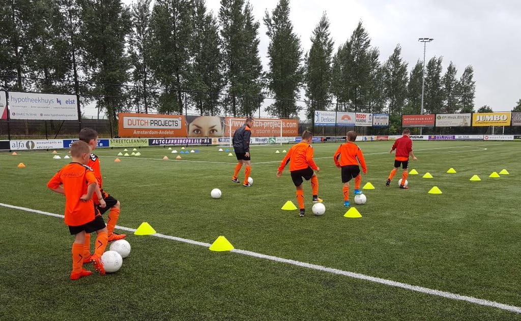 Voetbal  | Groep 6,7 en 8 | Maandag